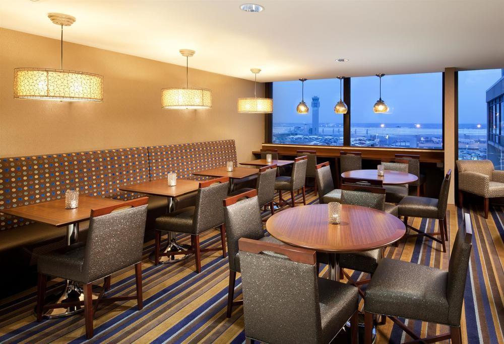 Sheraton Cleveland Airport Hotel Exteriör bild