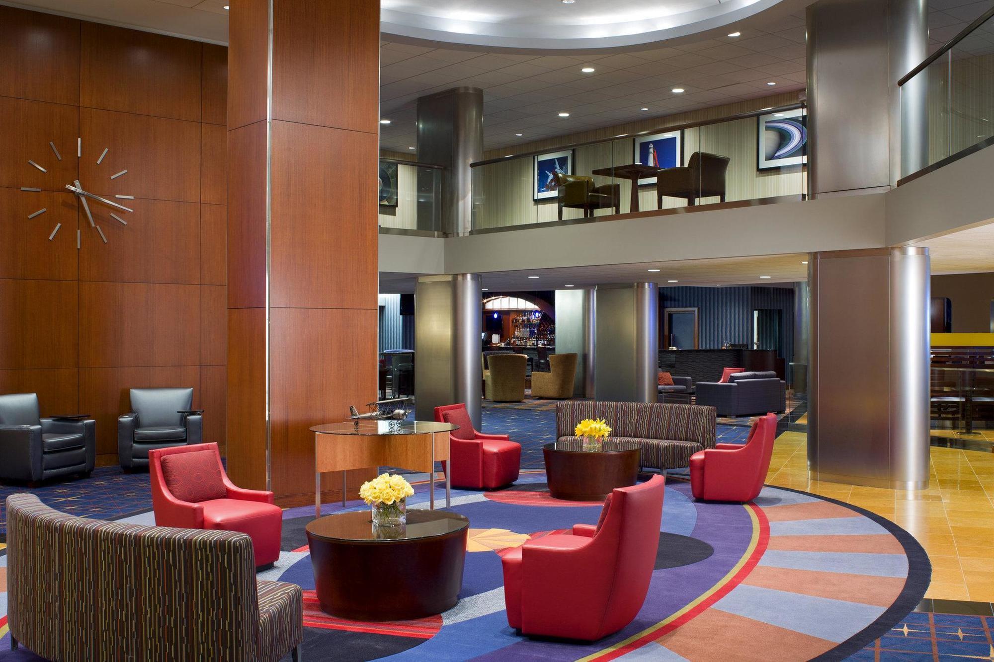 Sheraton Cleveland Airport Hotel Exteriör bild